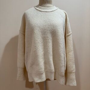 Cream Knit Sweater LIKE NEW